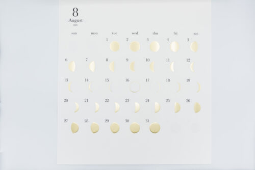 Moon Calendar (GOLD) Replug, Micihiru, Peinture Fraiche