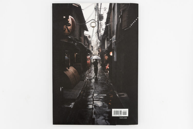 In Kyoto - Taro Moberly, Trope, Peinture Fraiche