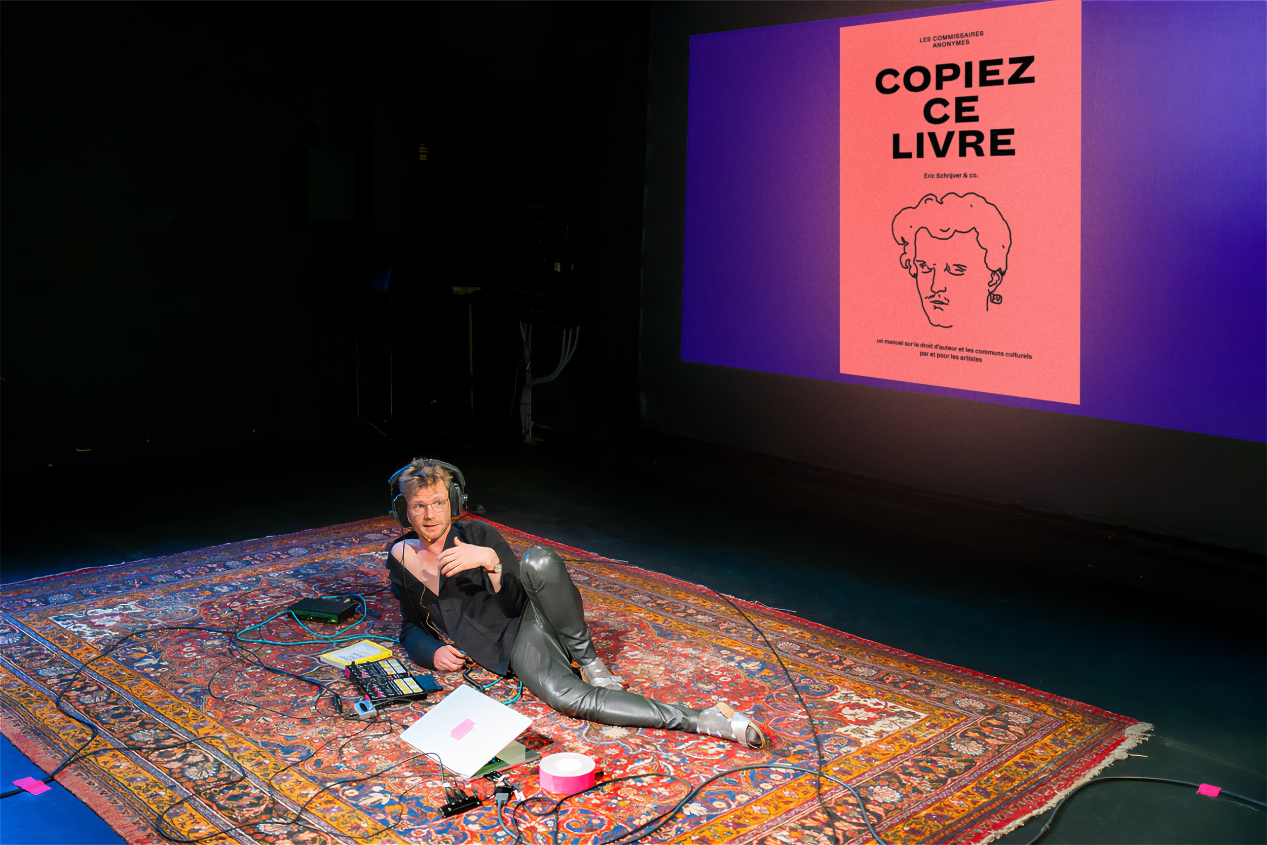 Copiez ce livre, Un manuel sur le droit d’auteur et les communs culturels, par et pour les artistes – Eric Schrijver