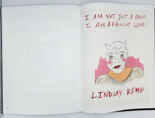 Photographie de pages tirées de YES I AM - Soufiane Ababri, Triangle Books. Peinture Fraîche.